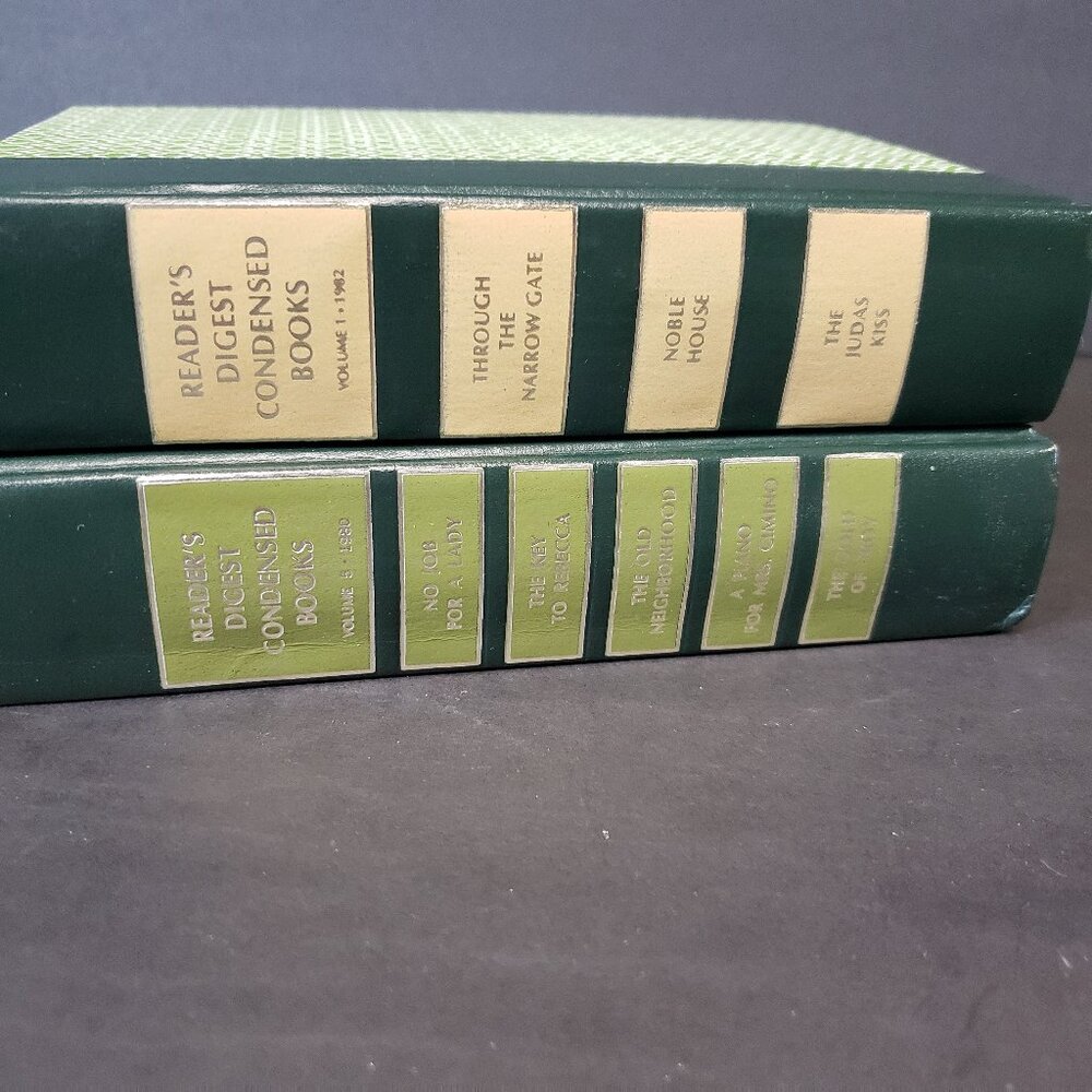 2 Beautiful Vintage Green HB Readers Digest Condensed Books Riser Decor